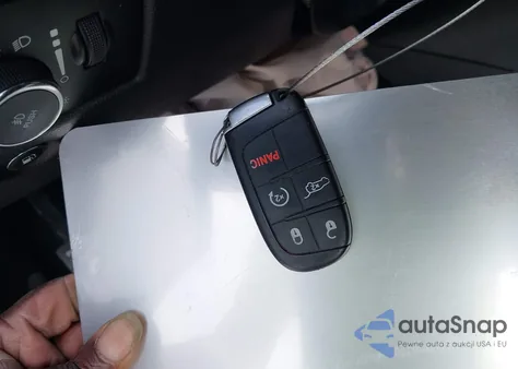 2018 Jeep Grand Cherokee Limited 4X2 из США, поврежденный, VIN 1C4RJEBGXJC460391